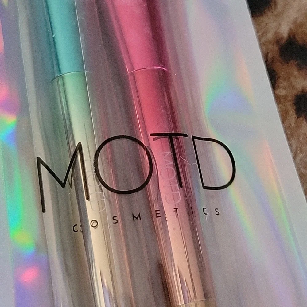 😎 MOTD COSMETICS - Picture 5 of 6